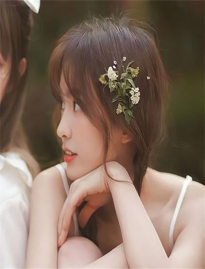 蜜桃五月天_野花电影手机观看免费_李雪琴男人装